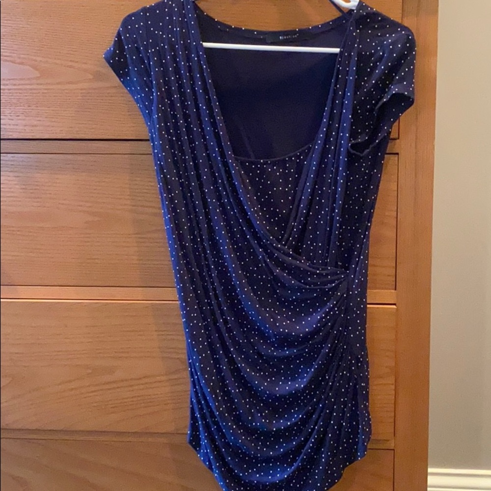 9Fashion faux wrap sleeveless nursing top